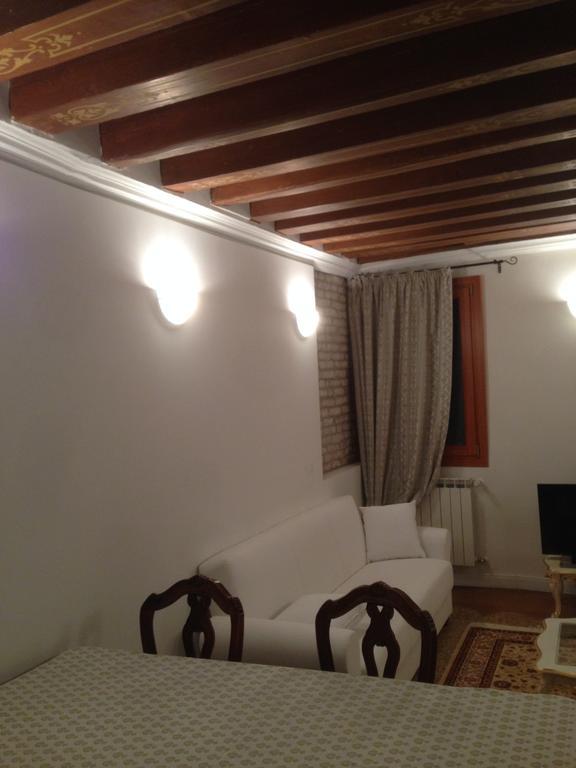 Venice Romantic Home Room photo