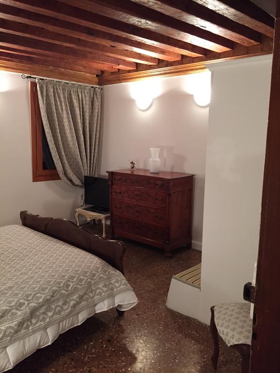 Venice Romantic Home Room photo