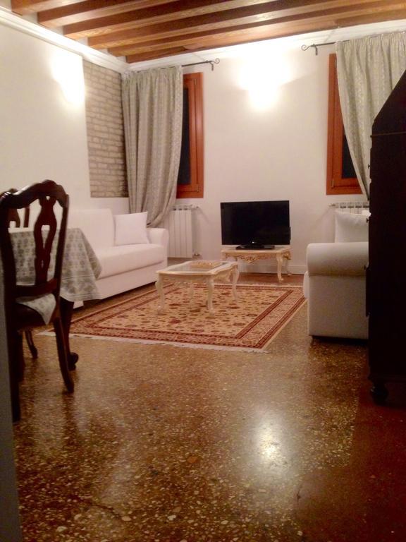 Venice Romantic Home Room photo
